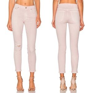 MOTHER The Looker Crop Sexy Just Walked Into
Town Jean